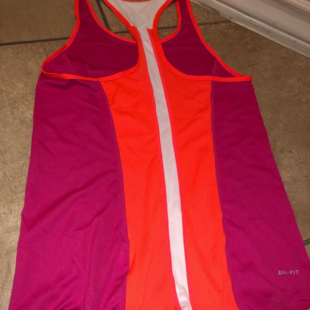 Exercise shirt - Picture 4 of 4
